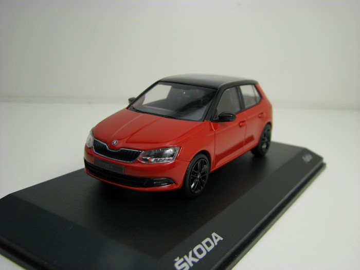 Škoda Fabia III Red Corrida Black roof 1:43 i-Scale